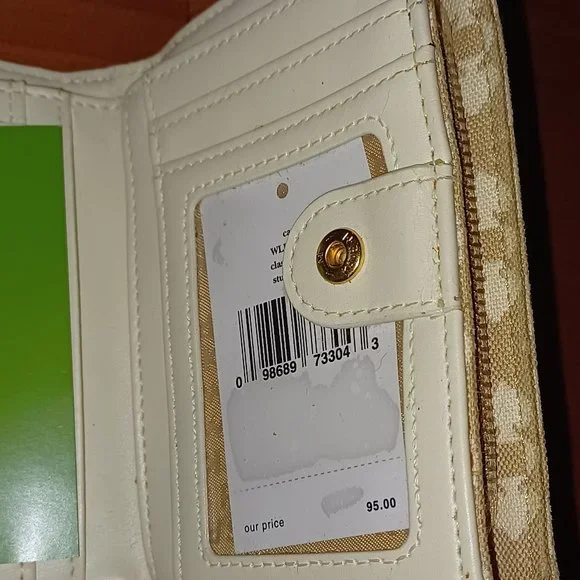 Kate Spade Wallet - Picture 4 of 4